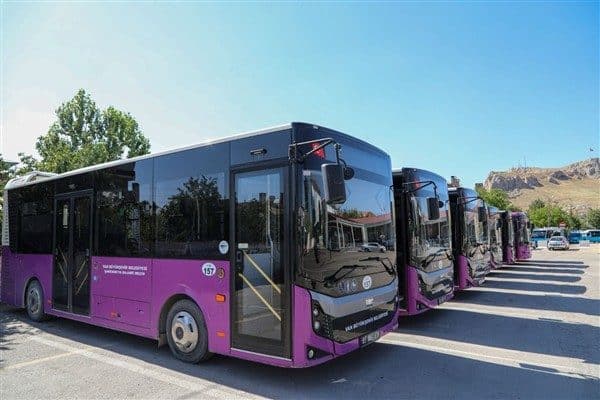 Van Büyükşehir Belediyeye ait otobüsler, 21-22 Haziran’da yapılacak olan YKS’ye