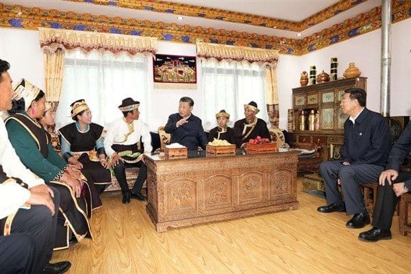 CMG'nin haberine göre, Çin Cumhurbaşkanı Xi Jinping, Tibet Özerk Bölgesi'ndeki bir