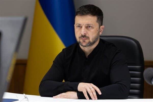 Ukrayna Devlet Başkanı Zelenski, haklarının evlerine döndüğünü belirterek, “Bugün, Silahlı