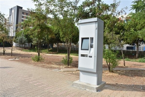 Vatandaşların talepleri doğrultusunda çalışma yürüten ekipler, uzak mesafede kalan veya