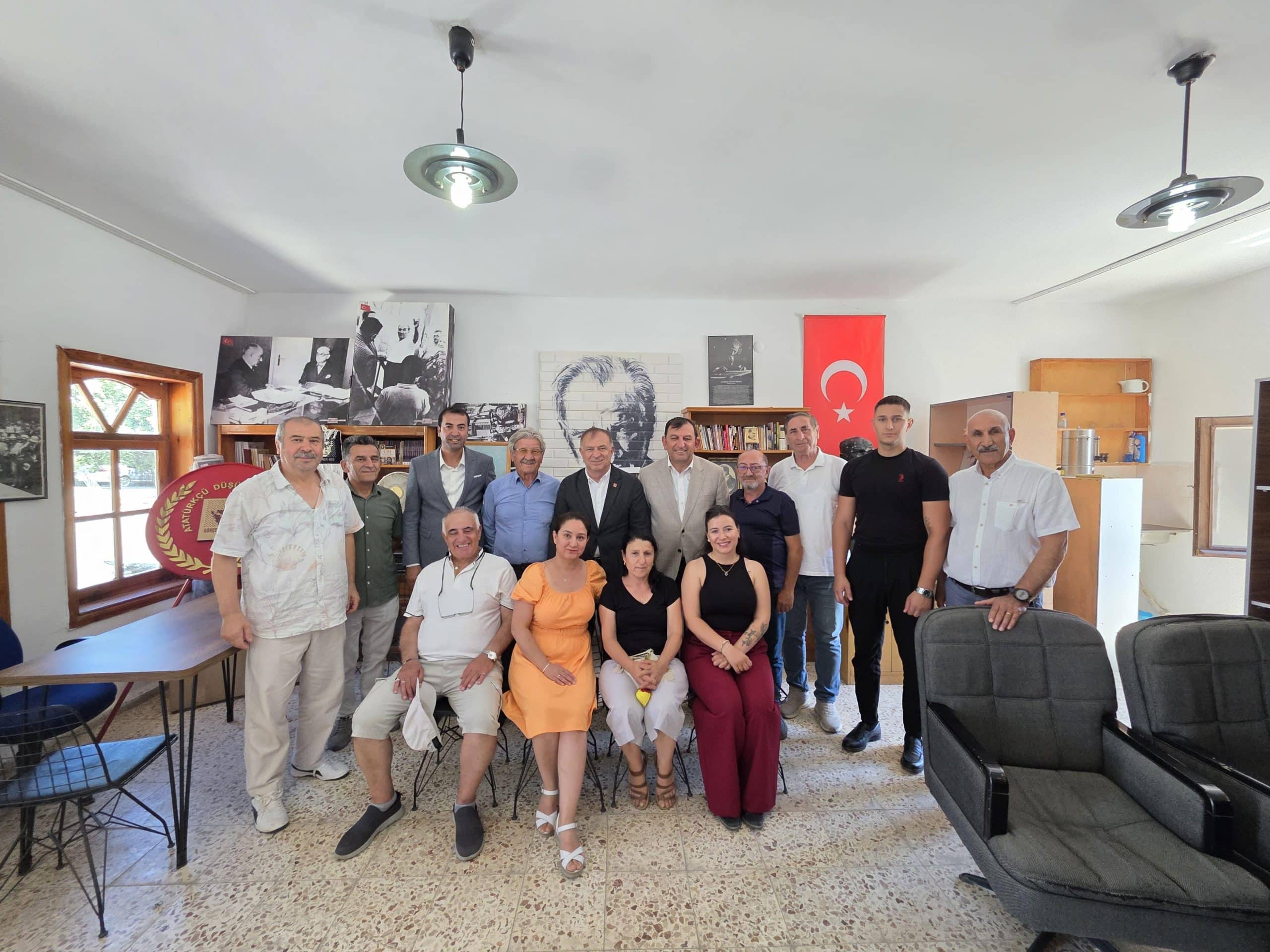 CHP Genel Başkan Yardımcısı Gökan Zeybek ve CHP Çanakkale Milletvekili