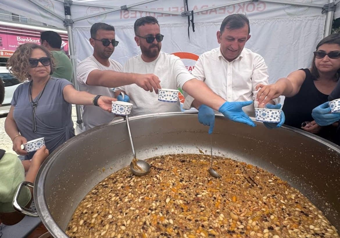 Aşure Haftası kapsamında Gökçeada Belediye Başkanı Bülent Ecevit Atalay ve