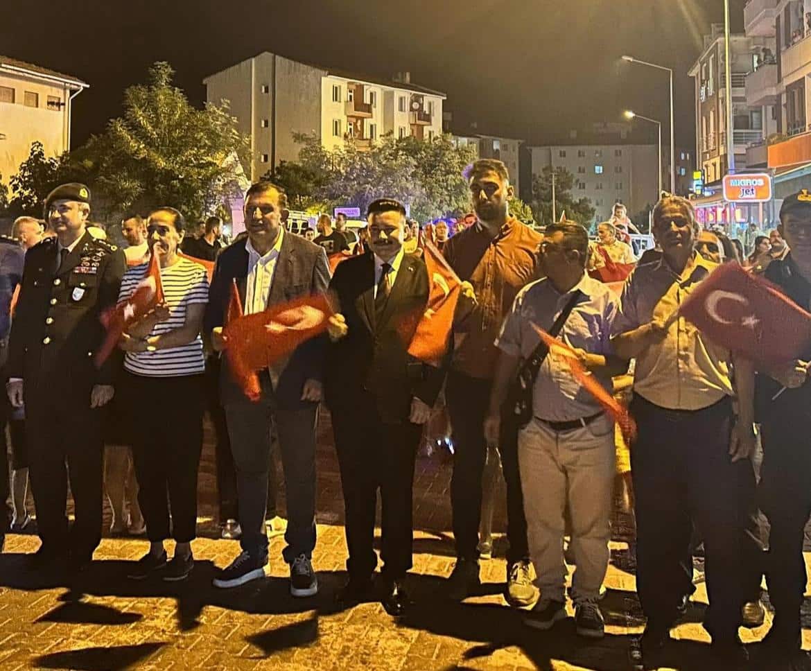 15 temmuz coskuyla kutlandi
