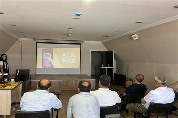 İl Emniyet Müdürlüğü'nden yapılan açıklamaya göre Aile İçi ve Kadına
