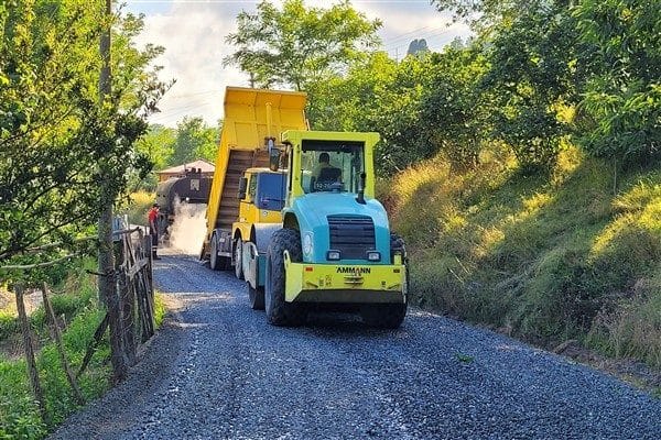 Akkuş ilçesi Şahin-Ambargürgen-Gürgenliyatak-Çökek grup yolunda asfalt çalışması başlatıldı. Samsun’a bağlantı