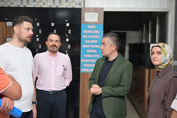 Esenyurt Belediyesi tarafından, Recep Tayyip Erdoğan Parkı içerisinde, muhtarlık binasının