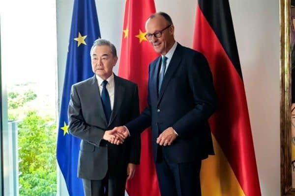 Almanya Başbakanı Friedrich Merz, bugün Berlin’de Çin Komünist Partisi Merkez