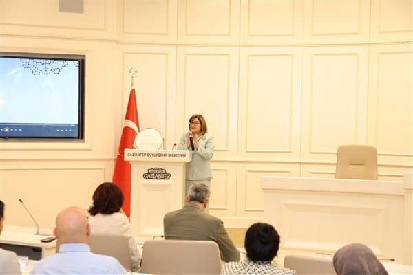 Yapımı emek ve dikkat isteyen, dünyaya tanıtılması ve yenilikçi dokunuşlarla