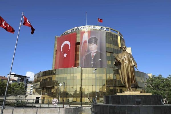 Aydın Büyükşehir Belediyesi'nden yapılan açıklamaya göre,Son yıllarda yaşanan iklim değişikliği