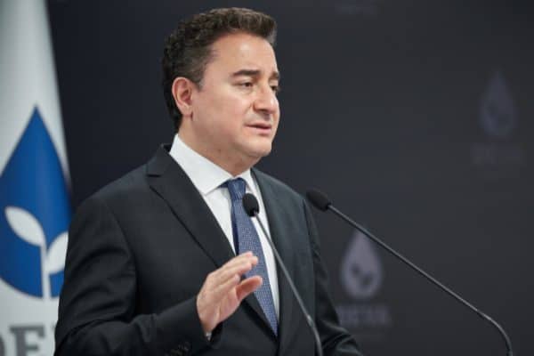 DEVA Partisi Genel Başkanı Ali Babacan, terör örgütü PKK’nın silah