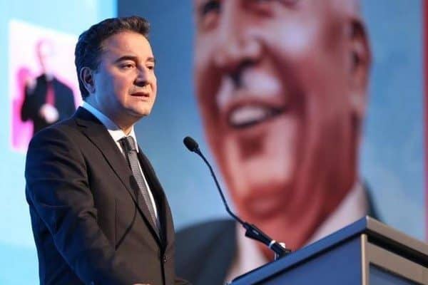 DEVA Partisi Genel Başkanı Ali Babacan, gündeme ilişkin değerlendirmelerde bulundu.