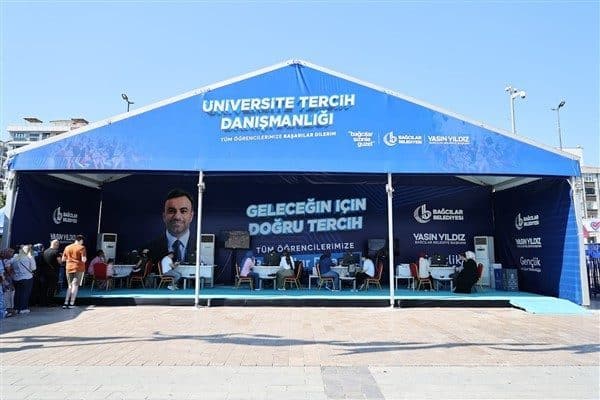 Bağcılar Belediyesi, Yükseköğretim Kurumları Sınavı (YKS) sonuçlarının açıklanmasından sonra 15
