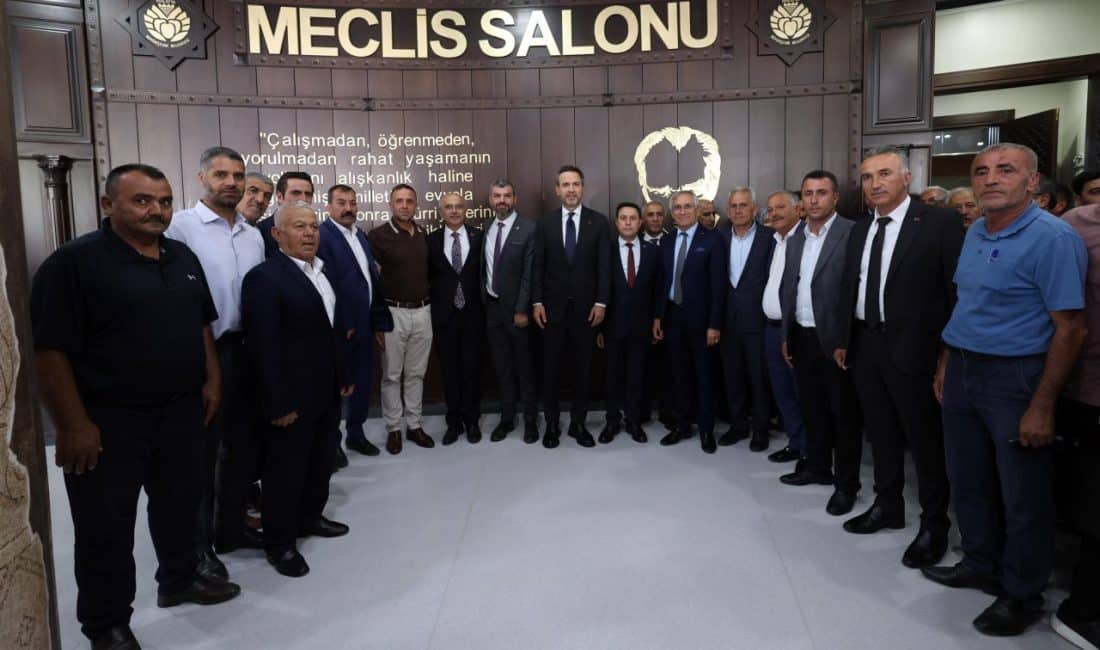 Bakan Bayraktar, Malatya’da temaslarda bulundu. Valiliği, AK Parti İl Başkanlığını