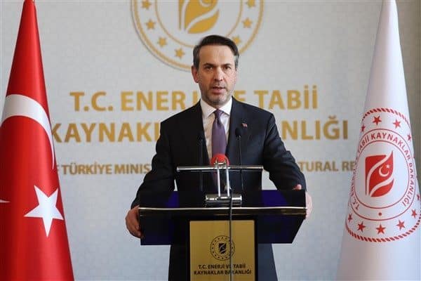 Enerji ve Tabii Kaynaklar Bakanı Bayraktar, Sakarya’da Ticaret ve Sanayi