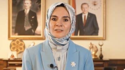 Bakan Göktaş, Ardahan'ın Damal ilçesinde, bölgenin yıllardır süregelen kültürel birikimini kadın