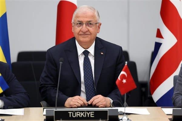 Milli Savunma Bakanı Yaşar Güler, IDEF 2025 Fuarı’nda ikili görüşmelere