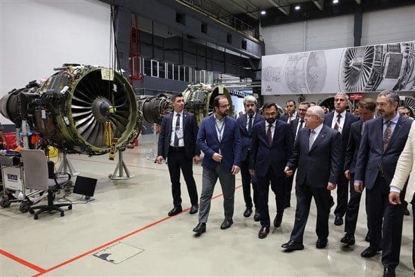 Milli Savunma Bakanı Yaşar Güler, İstanbul’da düzenlenen IDEF 2025 Fuarı’na