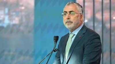 Çalışma ve Sosyal Güvenlik Bakanı Prof. Dr. Vedat Işıkhan, Muş'ta