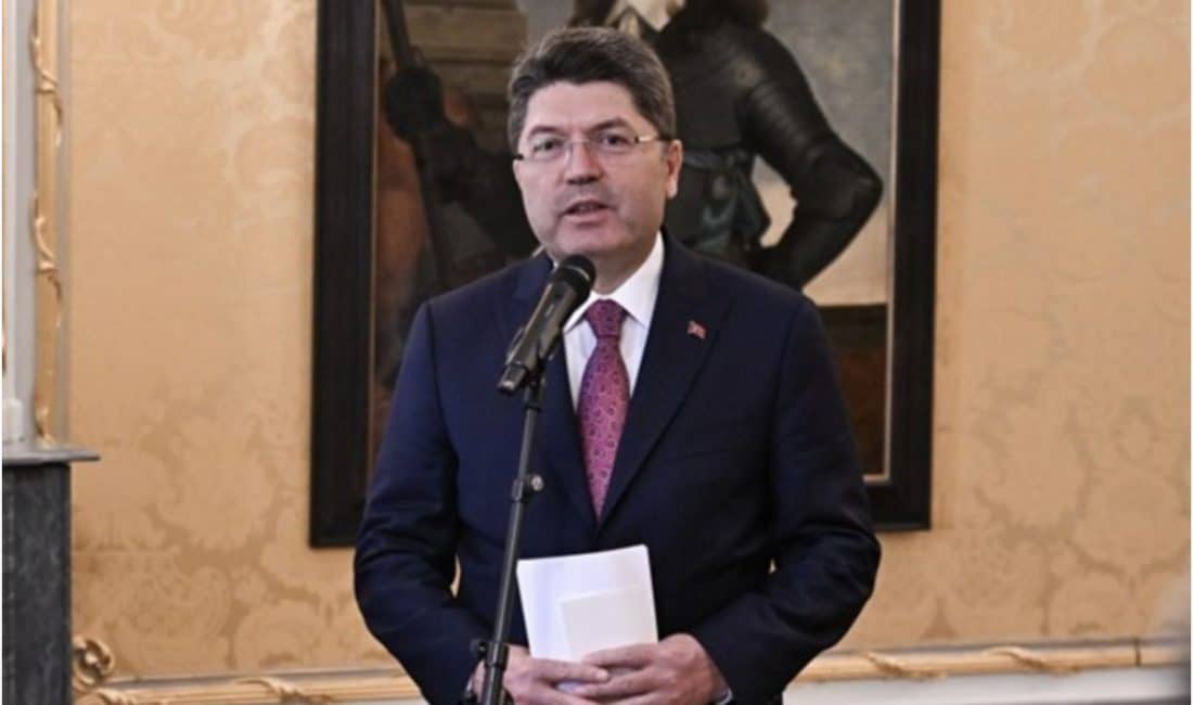 Bakan Tunç, Beylikdüzü Belediye Başkanı Murat Çalık’ın sağlık durumuna ilişkin,