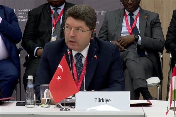 Adalet Bakanı Tunç, Hollanda ziyareti kapsamında Lahey'de Adalet ve Güvenlik