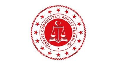 Adalet Bakanı Tunç, Hollanda’da yaşayan vatandaşlarla bir araya gelmekten duyduğu