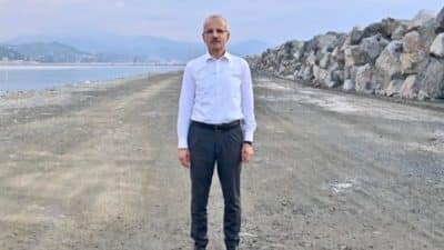 Ulaştırma ve Altyapı Bakanı Uraloğlu, Tüm Havalimanları Taksi Motorlu Taşıtlar Kooperatifi