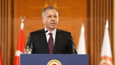 Bakan Yerlikaya, düzenlenen operasyonlara ilişkin detayları paylaştığı açıklamasında İsveç adli makamlarınca