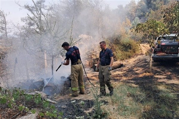Türkiye’nin dört bir yanında çıkan, artan hava sıcaklıkları ve rüzgârın