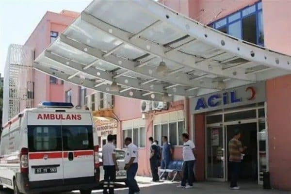 Şanlıurfa Balıklıgöl Devlet Hastanesi’nde görev yapan başhekim yardımcısı ve acil