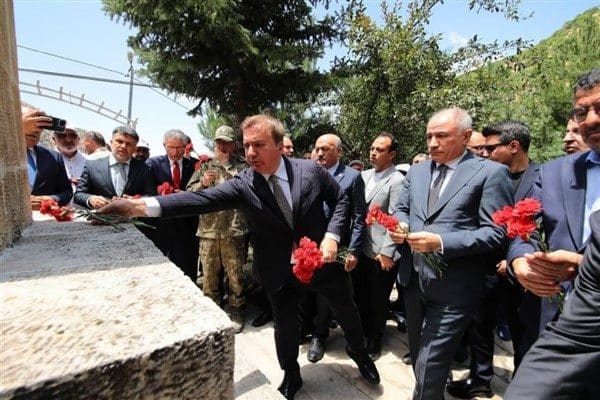 Vali Hamza Aydoğdu, AK Parti Genel Başkan Vekili Efkan Ala,