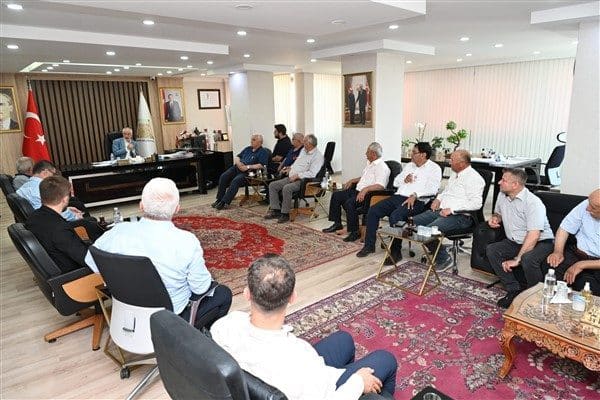 Ziyarette konuşan iş insanı Yaşar Ali Köse, Kuleönü halkı olarak