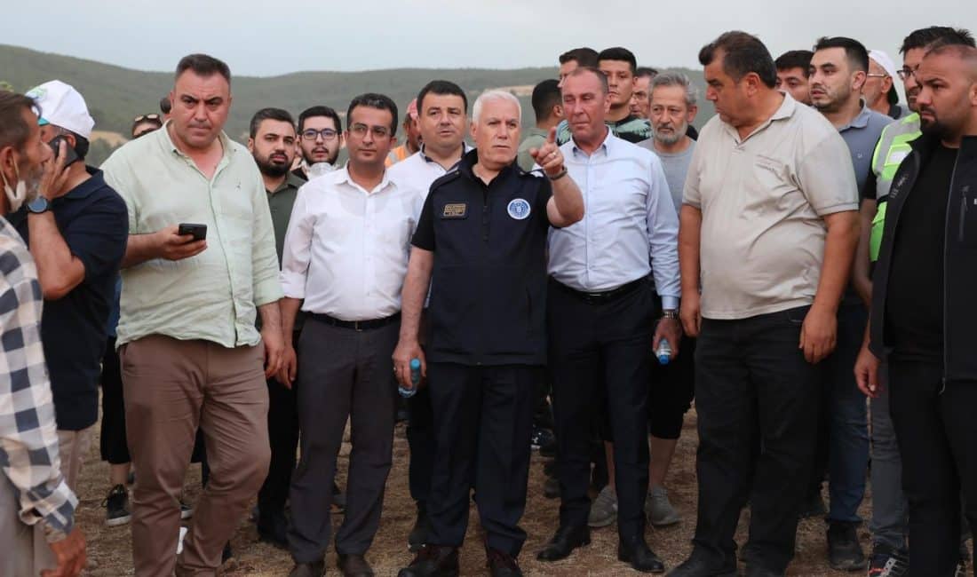 Bursa’nın Harmancık ilçesindeki yangın akşam saatlerinde yeniden alevlenirken, Bursa Büyükşehir