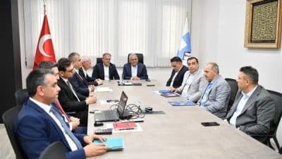 Hacılar Belediye Başkanı Bilal Özdoğan’ı ziyaret eden Başkan Büyükkılıç, kendilerine