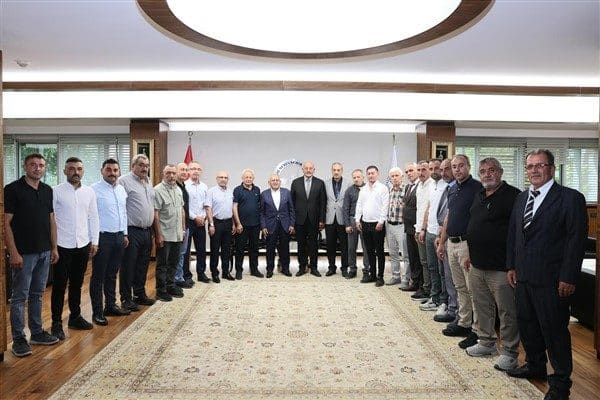Başkanlık Toplantı Salonu’nda gerçekleşen ziyaretten duyduğu memnuniyeti dile getiren Başkan