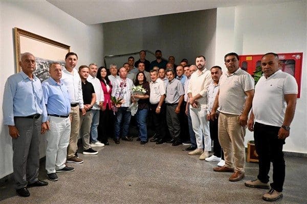 Toplantıda İncirliova'nın mevcut ihtiyaçları, mahallelerde yürütülen çalışmalar ve önümüzdeki dönemde