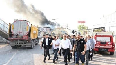 Malatya Büyükşehir Belediye Başkanı Er, Ağbaba İnşaat Malzemeleri Satış Bayii'nde