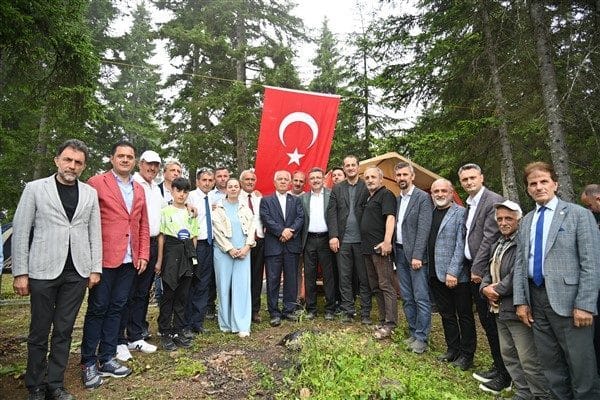Bölgenin kültürel mirasını yaşatmayı amaçlayan festivale, Başkan Genç’in yanı sıra