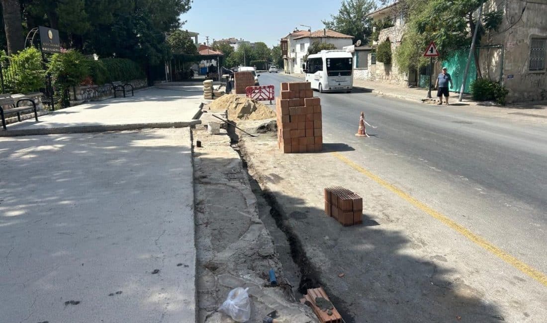 Milas Belediyesi ilçenin dört bir yanında faaliyetlerini gerçekleştiriyor. Vatandaşların, muhtarların