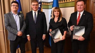 Başkan Tugay, programının ikinci gününde Saraybosna Belediye Başkanı Predrag Puharic