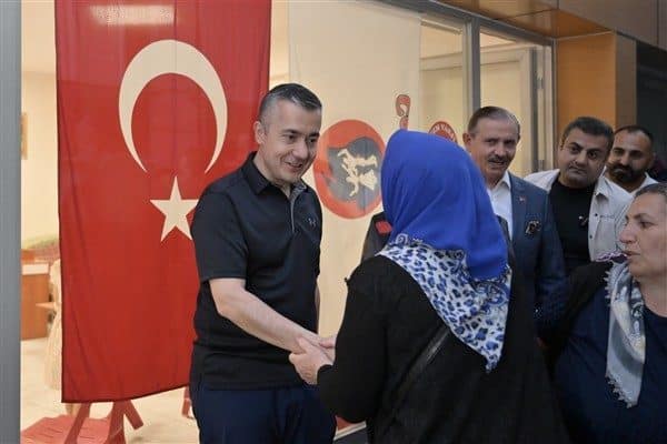 Esenyurt Belediye Başkan Vekili Aksoy, muharrem ayı vesilesiyle Mehterçeşme Cemevi’nde