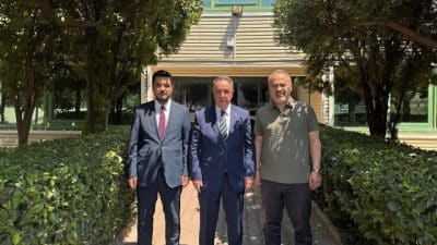 Bursa’da kamu yönetimi, yerel siyaset ve şehircilik üzerine önemli temaslarda