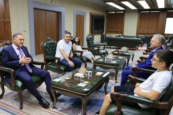Ziyarette Katar’a ailesi ve İl Milli Eğitim Müdürü de eşlik