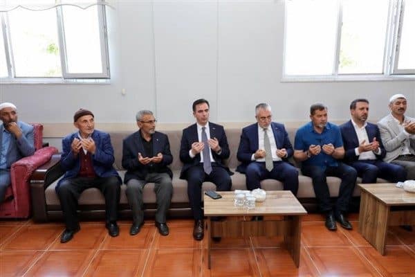 Bakan Işıkhan ve Vali Karakaya, Tatvan Ticaret ve Sanayi Odası
