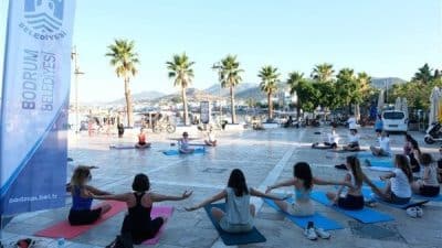 Kültür ve Sosyal İşler Müdürlüğü Spor Hizmetleri Bürosunda görevli Yoga