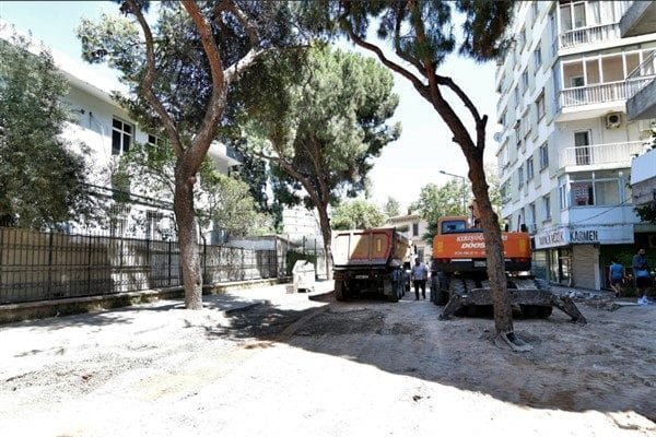 Bornova Belediyesi, 159 Sokak’ta altyapı çalışmalarının tamamlanmasının ardından kalıcı düzenlemeler