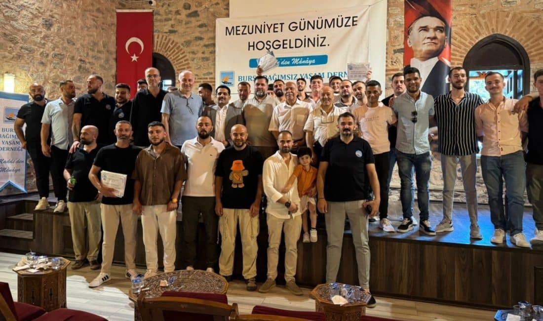 Bursa Bağımsız Yaşam Derneği, Ördekli Kültür Merkezi’nde mezuniyet törenine ev