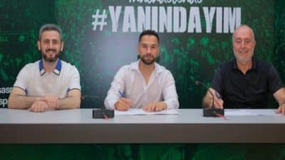 Bursaspor, son olarak Adana Demirspor’dan transfer edip 2 yıllık sözleşme