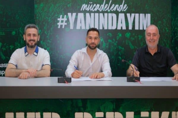 Bursaspor, son olarak Adana Demirspor’dan transfer edip 2 yıllık sözleşme