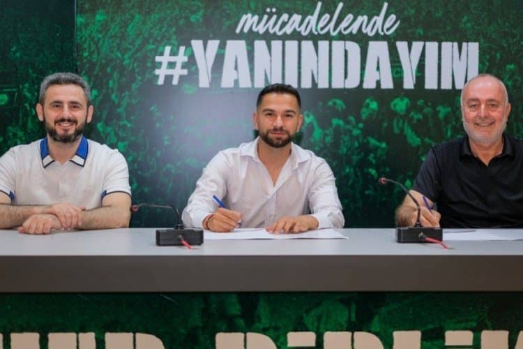 Bursaspor, geçtiğimiz günlerde prensip anlaşmasına vardığı Tayfun Aydoğan transferini resmen