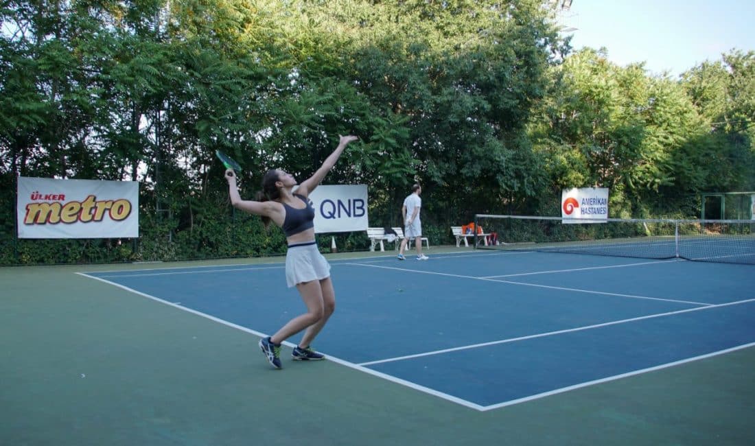 Türkiye'nin ilk ve tek şirketler arası tenis turnuvası Business Tennis